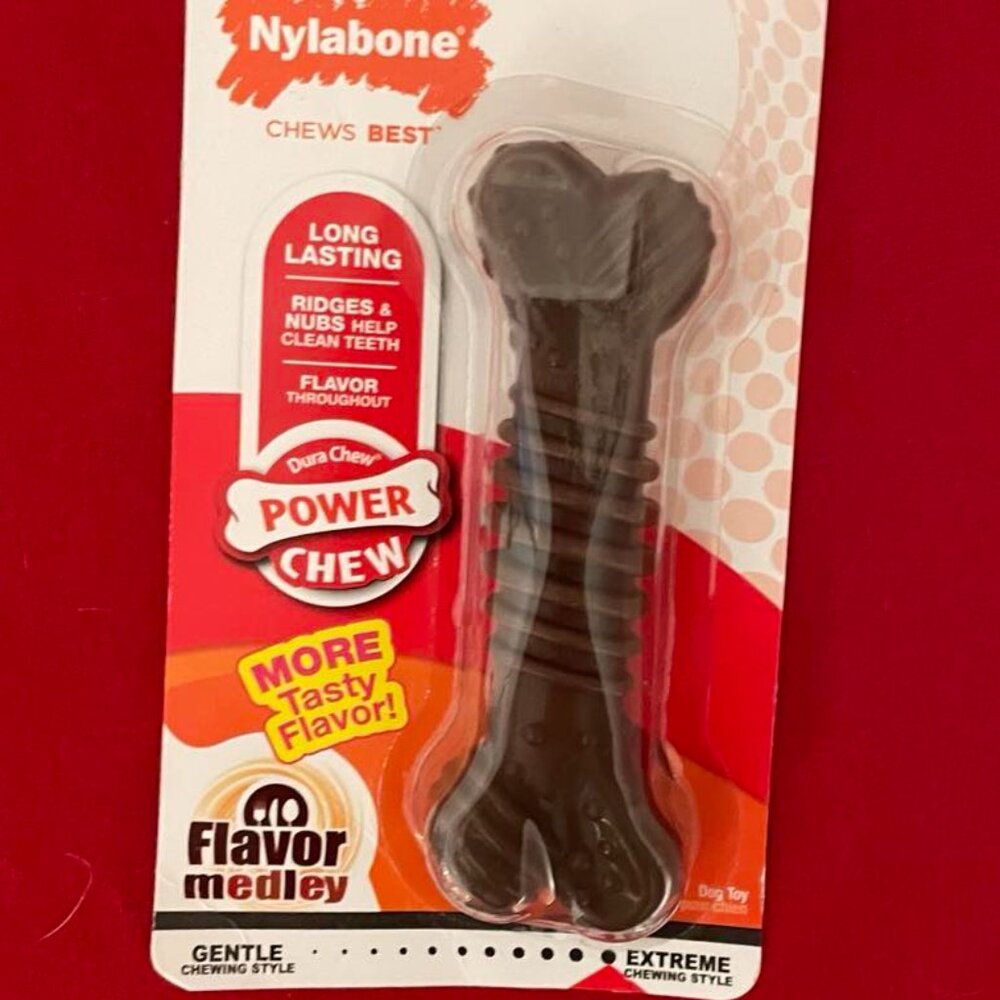 Dog Toy: NWT Nylabone Power Chew